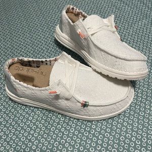 Hey Dudes (Women’s size 10)